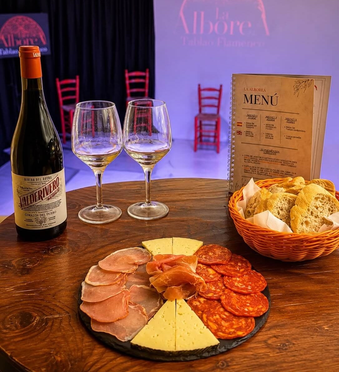 Entrada para flamenco en Granada con tapas y vinos